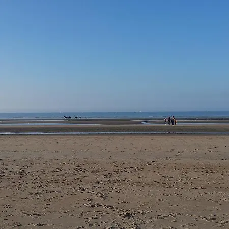 Vakantieverblijf Strandgaper Остдёйнкерке